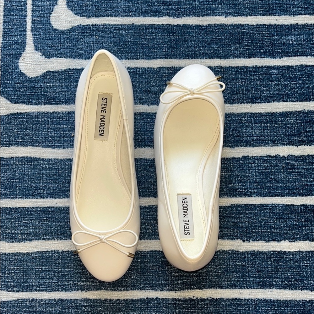 Steve Madden Women's Cherish Pump, White Leather, 7.5 - Picture 4 of 8